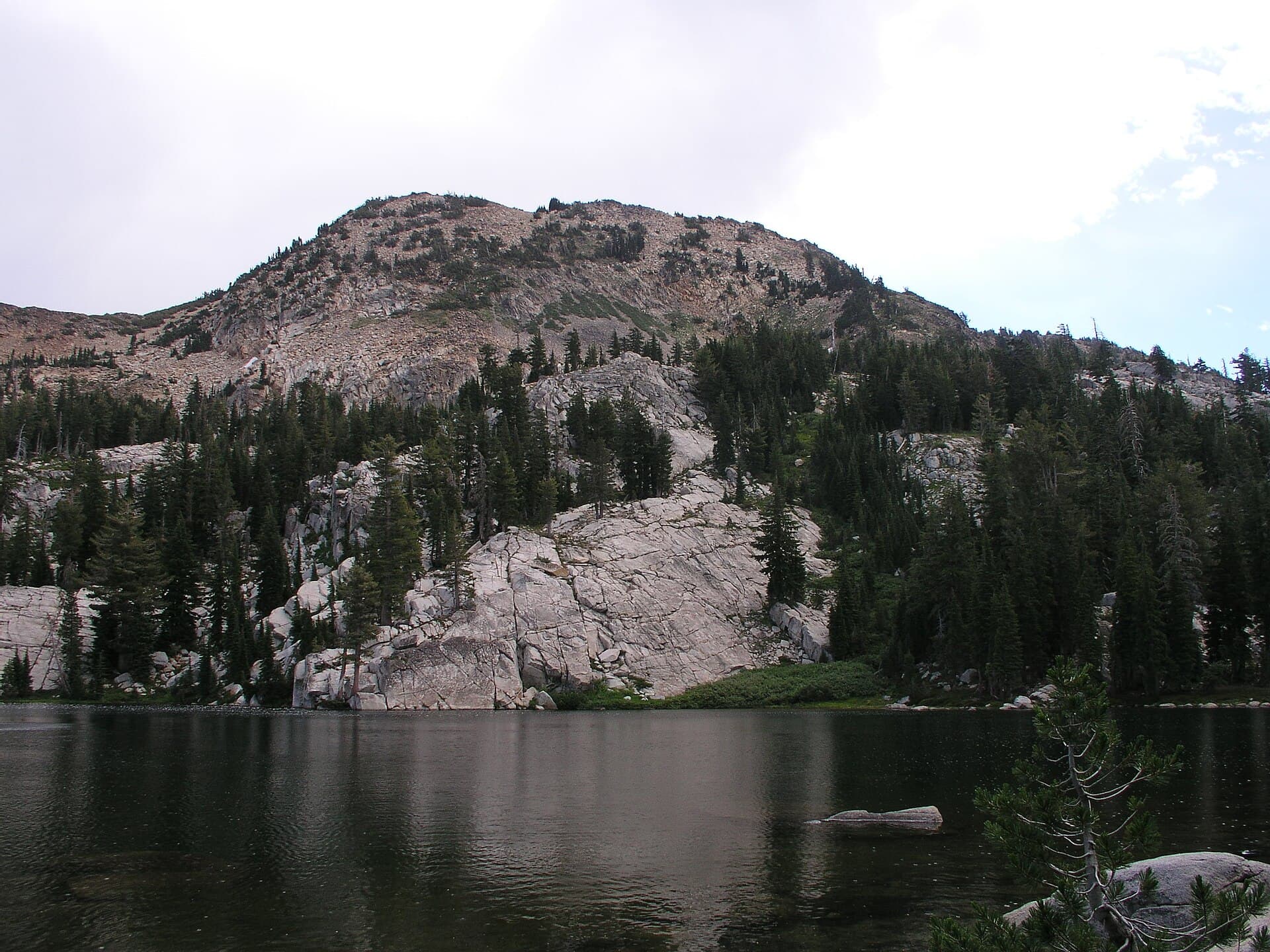 Desolation Wilderness Permit — Red Peak permit area in Desolation Wilderness - backcountry hiking destination