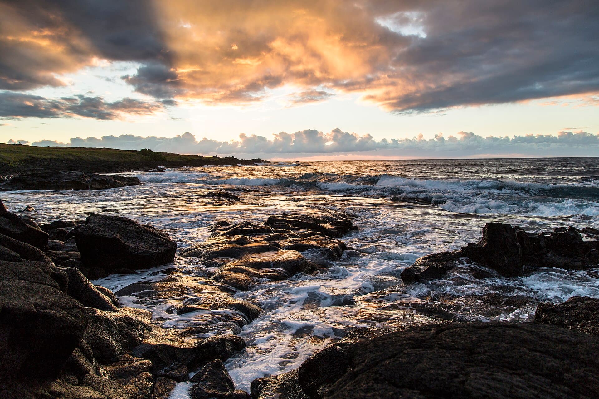 Hawaiʻi Volcanoes Backcountry Permit wilderness permit area in Hawaiʻi Volcanoes National Park - backcountry hiking destination