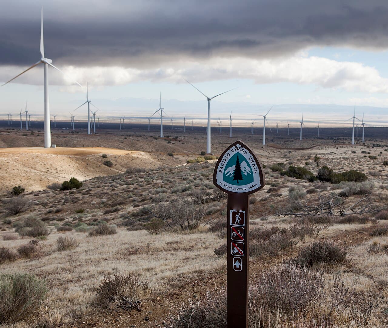 Inyo NF Wilderness Permit — High Trail – PCT (JMT) wilderness permit area in Inyo National Forest - backcountry hiking destination