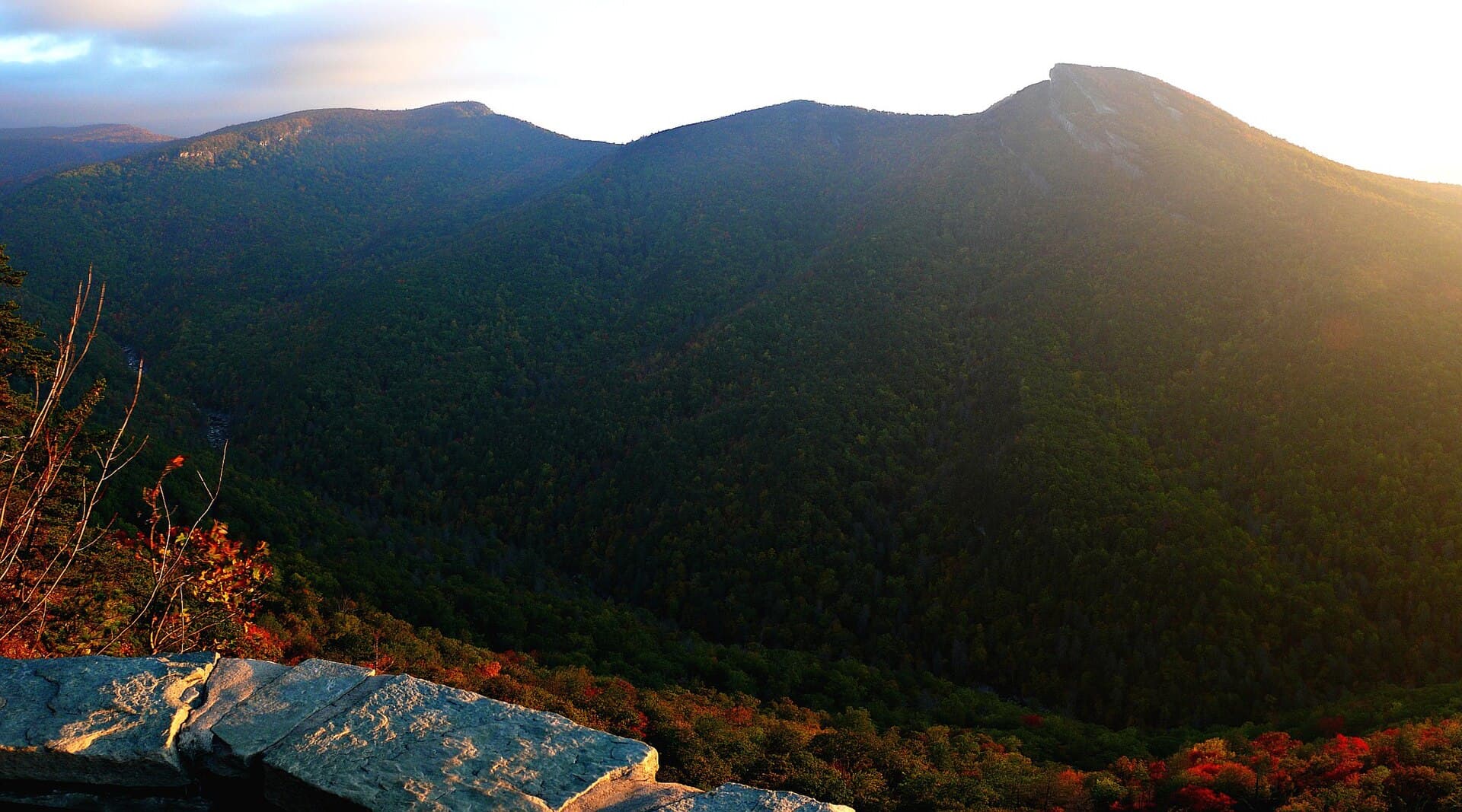Linville Gorge Overnight Permit — 3 Days in Advance wilderness permit area in Linville Gorge Wilderness - backcountry hiking destination