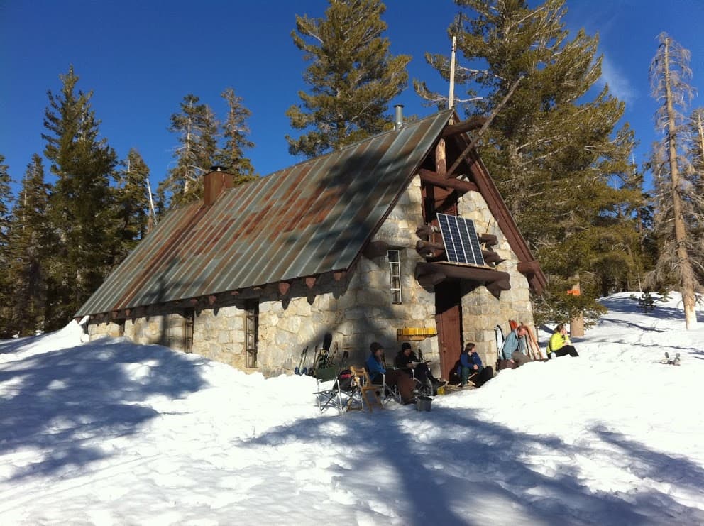 Yosemite Wilderness Permit — Ostrander (Lost Bear Meadow) wilderness permit area in Yosemite National Park - backcountry hiking destination
