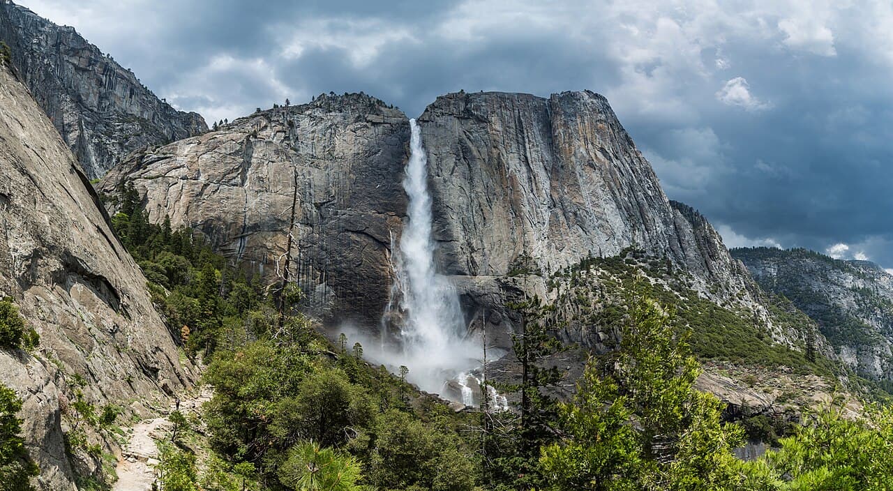 Yosemite Wilderness Permit — Yosemite Falls wilderness permit area in Yosemite National Park - backcountry hiking destination