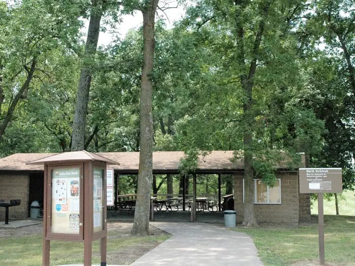 NORTH OVERLOOK PICNIC SHELTER (IA) campground