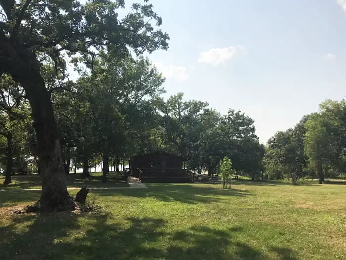MINER'S RETREAT ENCLOSED SHELTER (IA) campground