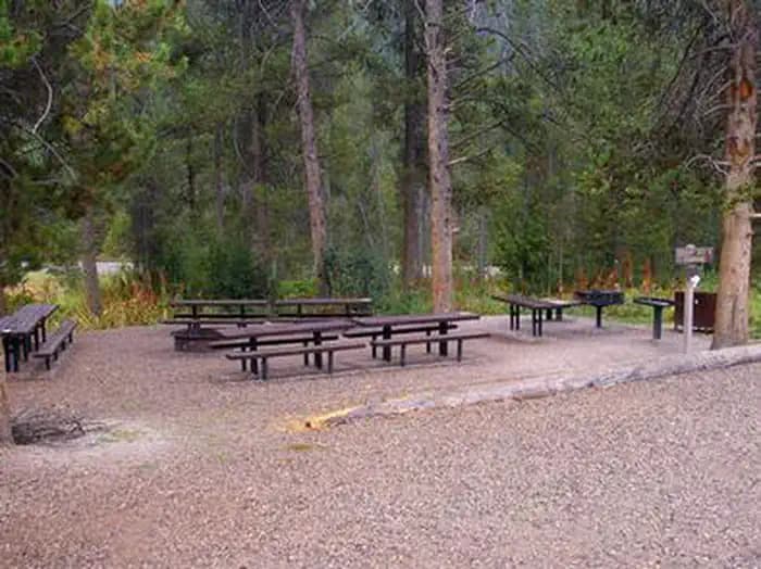 STATION CREEK CAMPGROUND campground in Wyoming
