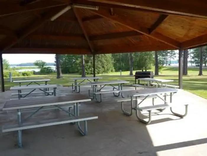 LAKESIDE DAY USE campground