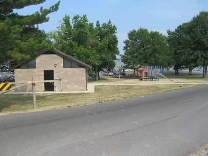 KEYESPORT REC. AREA campground in Illinois