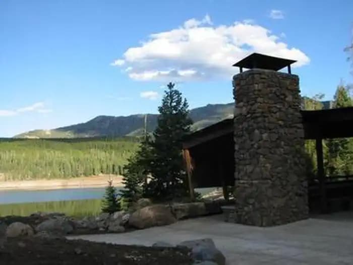 HYALITE PAVILION campground in US