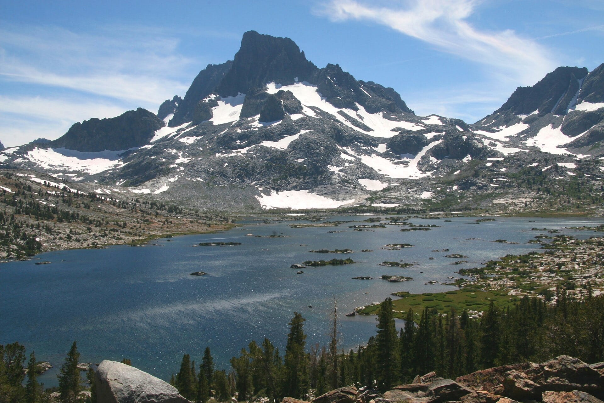 Banner Peak and Thousand Island Lake along John Muir Trail