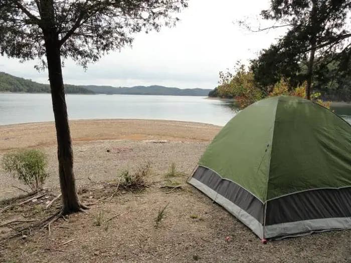 DALE HOLLOW LAKE - PRIMITIVE CAMPING campground in Tennessee