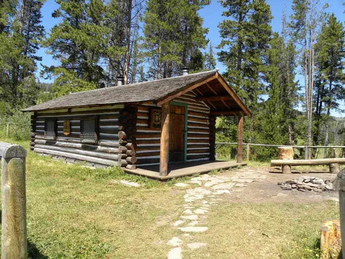 WAPITI CABIN campground in Montana
