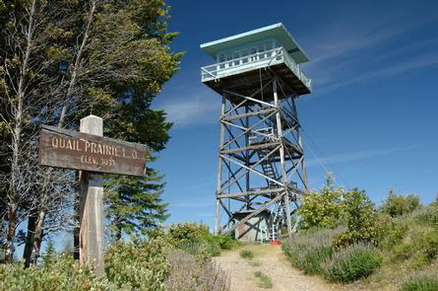 QUAIL PRAIRIE LOOKOUT campground in Oregon