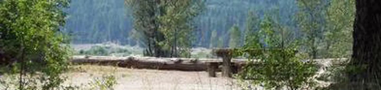 CLE ELUM RIVER GROUP SITE campground in Washington