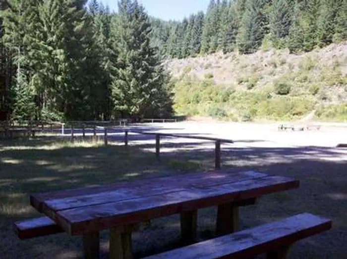 FOX CREEK GROUP CAMP campground in Oregon
