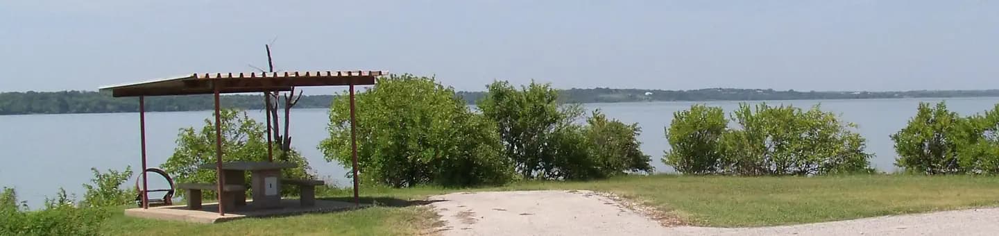 PECAN POINT PARK (Navarro Mills Lake) campground in Texas