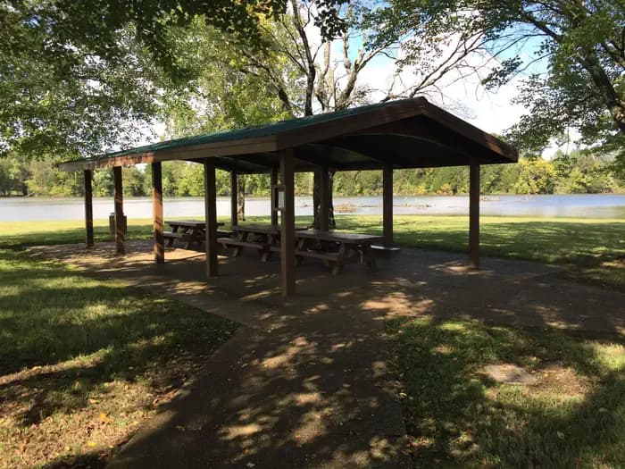 NAT CALDWELL PARK campground in Tennessee