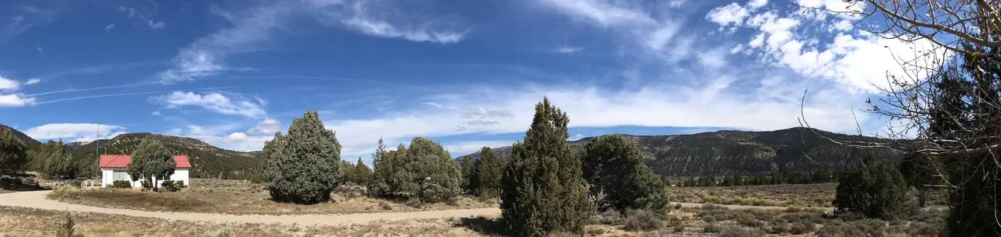 ORANGE OLSEN campground in Utah