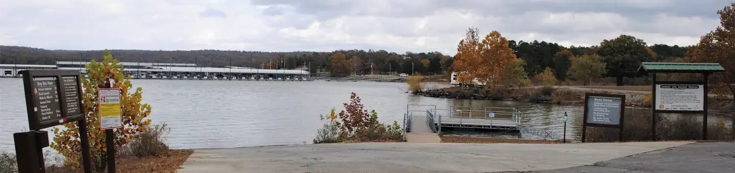 HIGHWAY 9 LANDING campground in Oklahoma