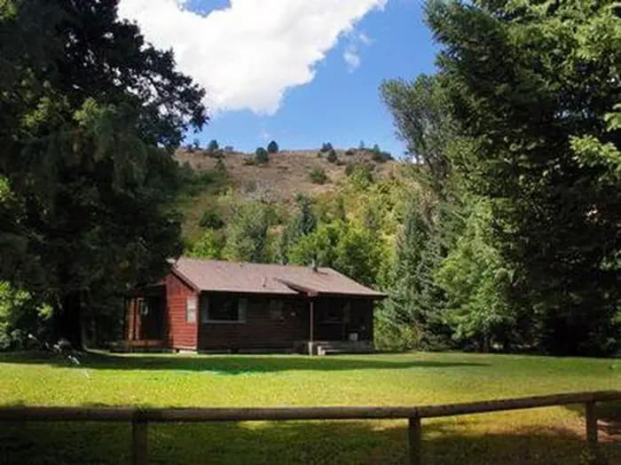 CUB RIVER GUARD STATION campground in Idaho