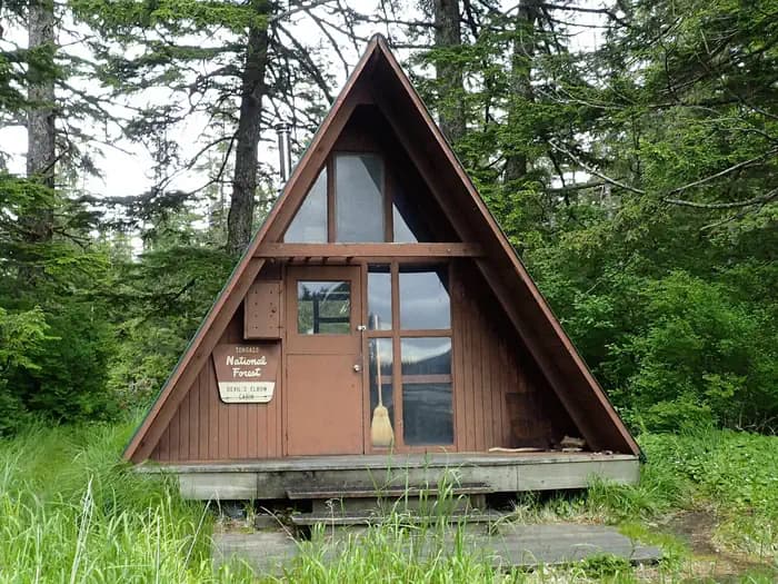 DEVILS ELBOW CABIN campground in Alaska