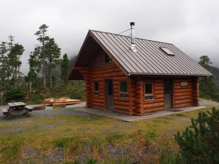 MIDDLE RIDGE CABIN campground in Alaska