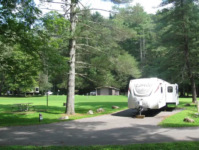HORSESHOE RECREATION AREA campground in West Virginia