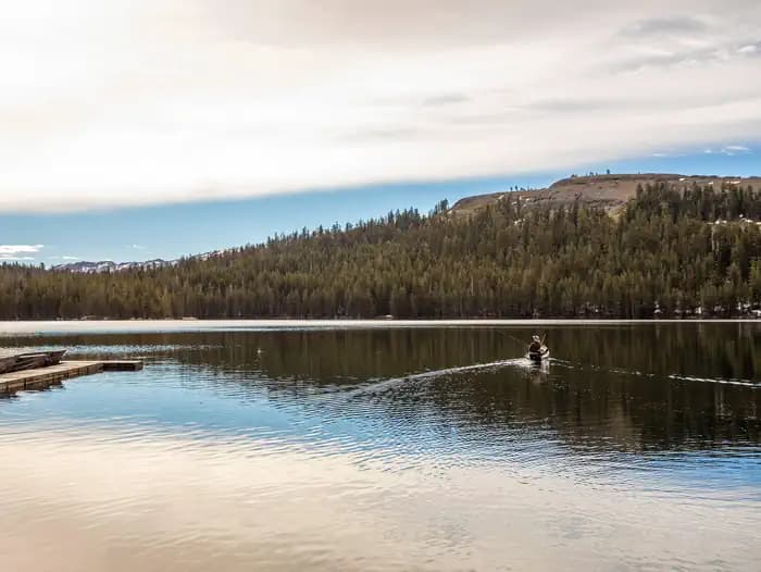 (Lake Alpine) Pine Marten campground in US