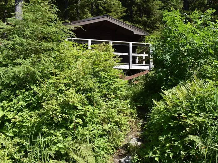 REFLECTION LAKE CABIN campground in Alaska