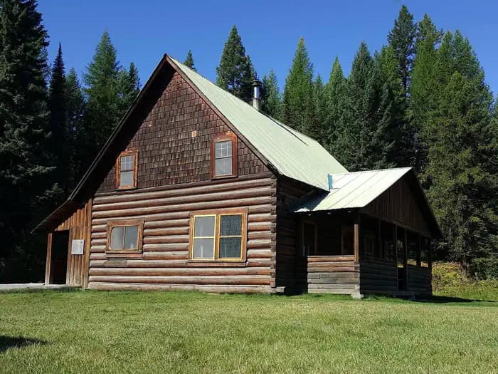 WURTZ CABIN campground in Montana
