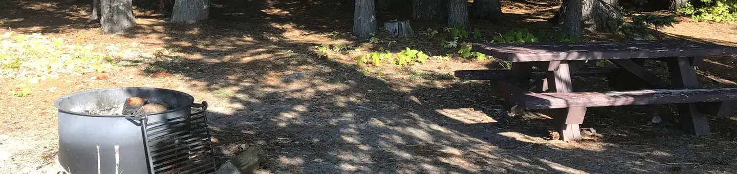Cultus Lake Boat In - Little Cove Campground campground in US