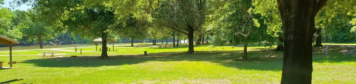 Clear Creek - Ozark Lake (Ar) Campground in Arkansas