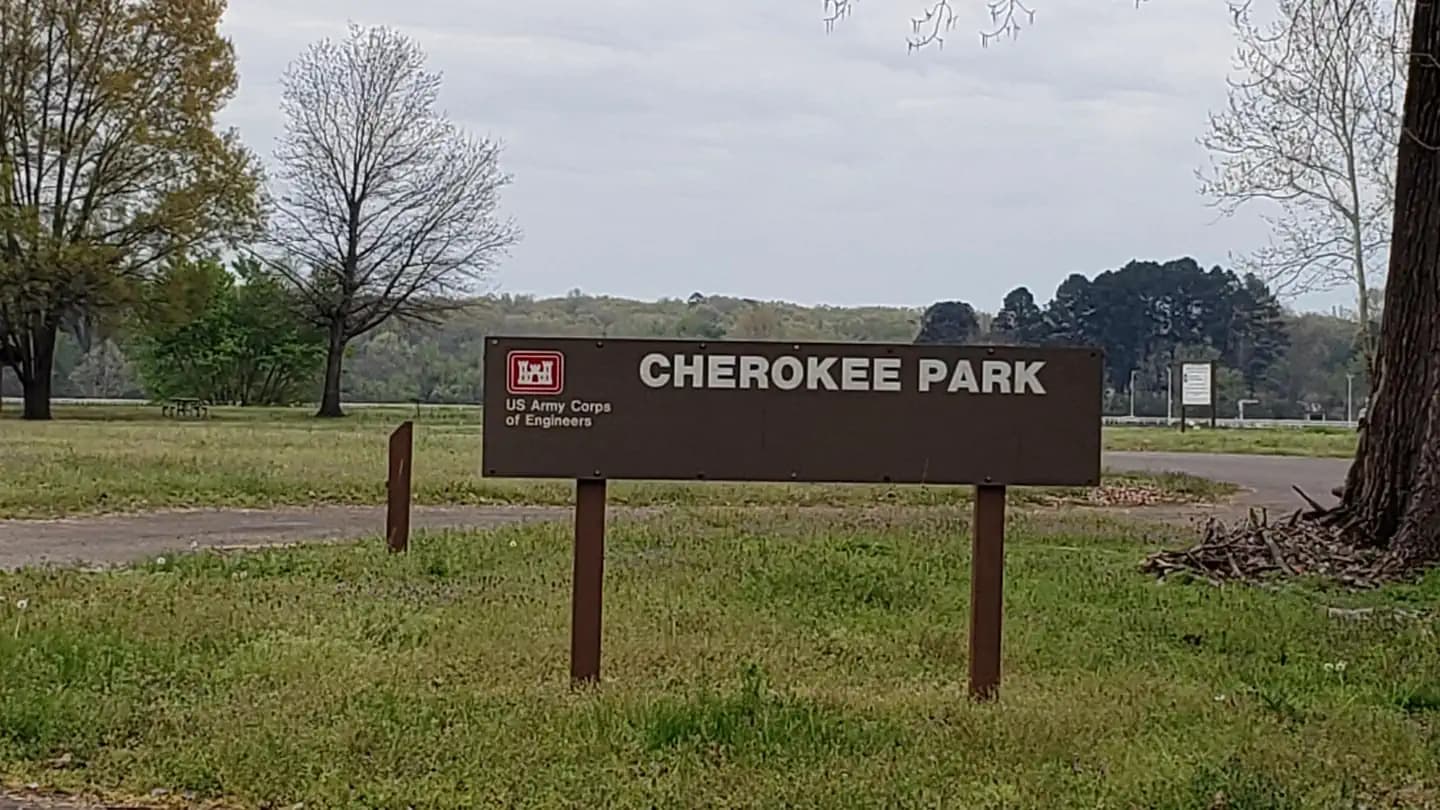Cherokee (Arkansas River) campground in Arkansas