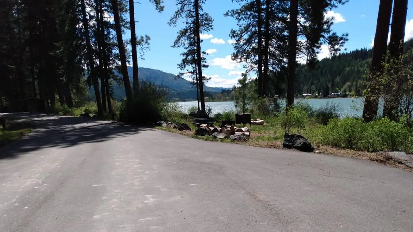 PANHANDLE campground in Washington