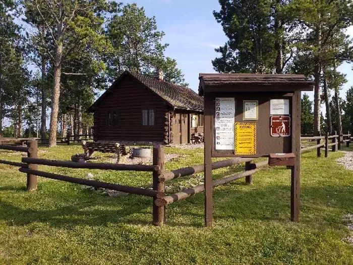 SUMMIT RIDGE LOOKOUT CABIN campground in South Dakota