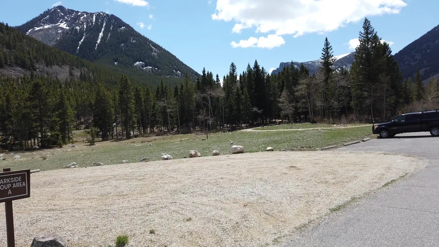 PARKSIDE campground in Montana