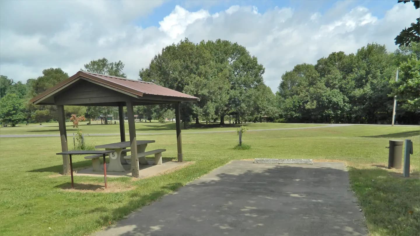 WILBUR D. MILLS campground in Arkansas