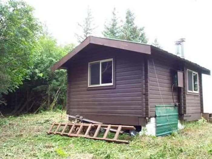 SOFTUK BAR CABIN campground in Alaska