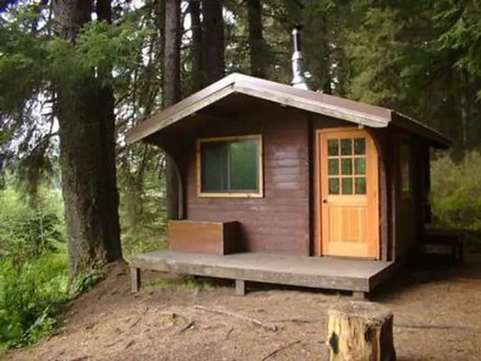 ADMIRALTY COVE CABIN campground in Alaska