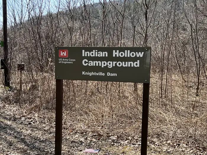 INDIAN HOLLOW campground in Massachusetts