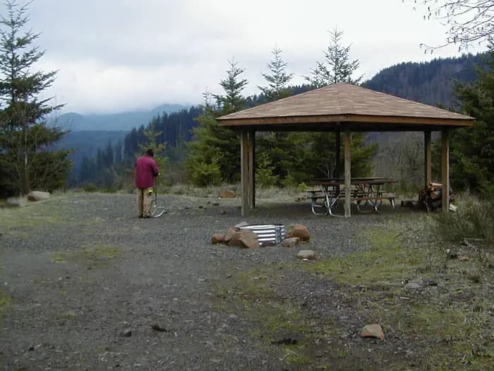 Aquila Vista Recreation Site campground in Oregon