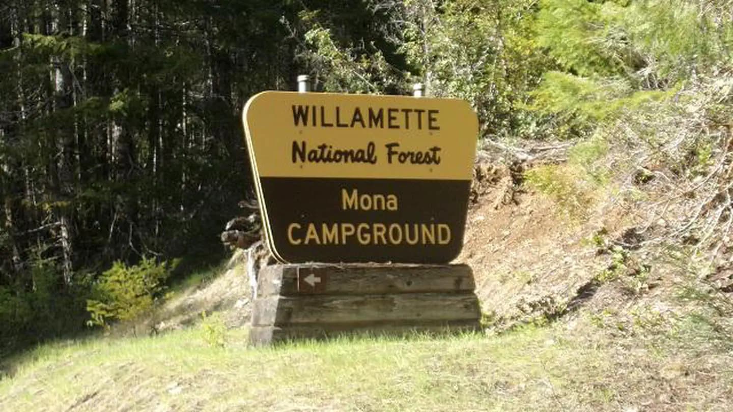 MONA campground in Oregon