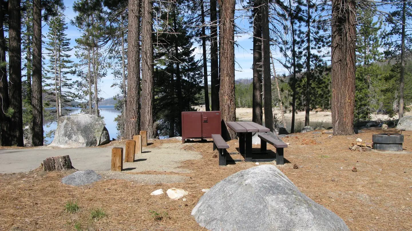 RANCHERIA campground in California