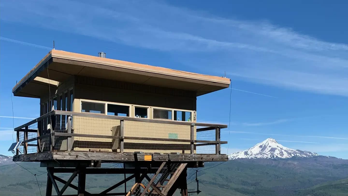GREEN RIDGE LOOKOUT campground in Oregon