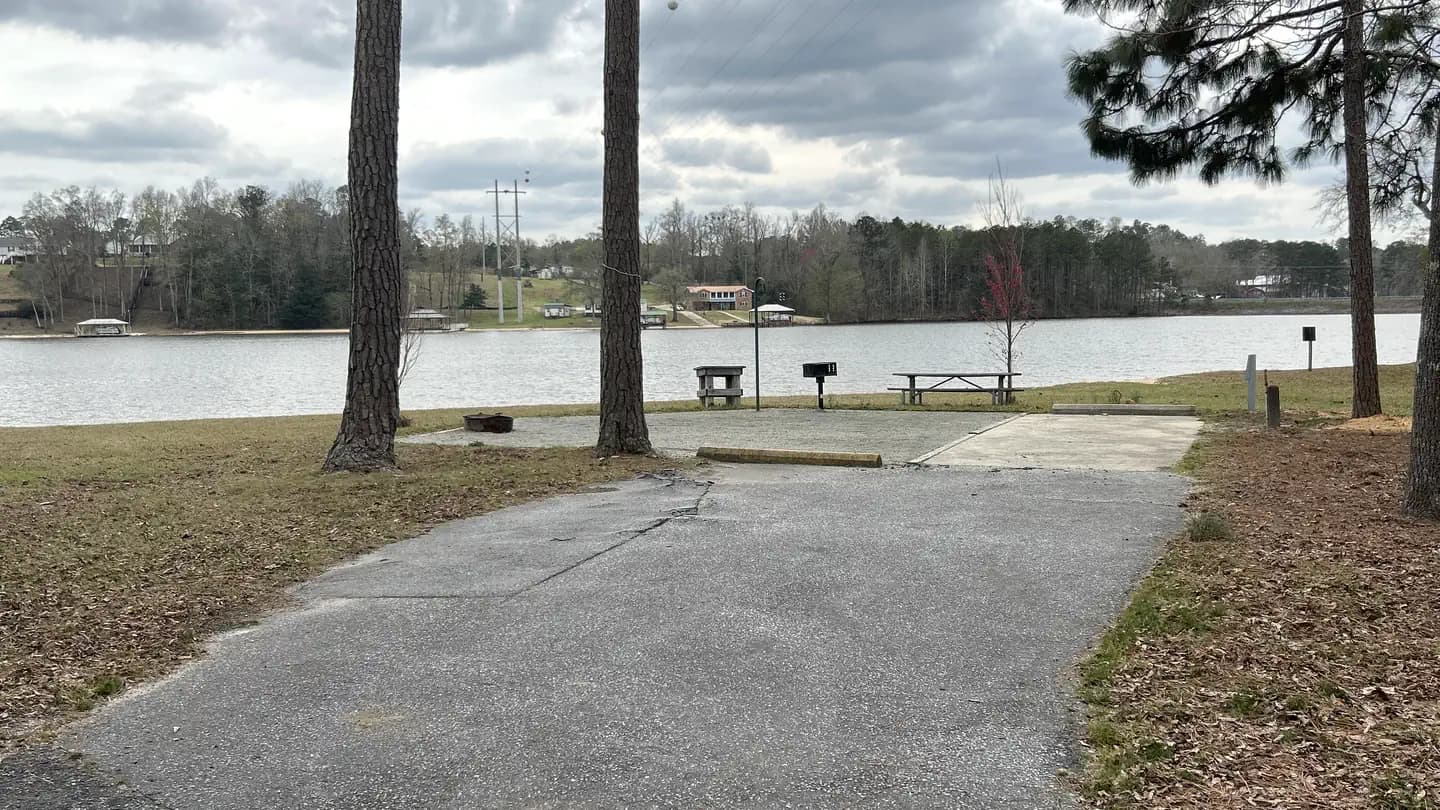 WHITE OAK (CREEK) CAMPGROUND campground