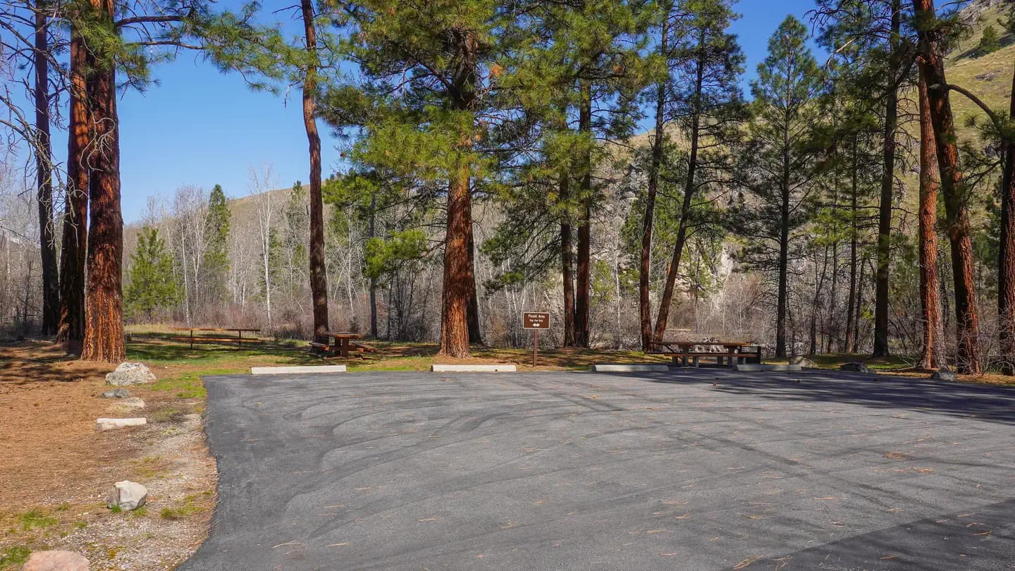 SPRING GULCH campground in Montana