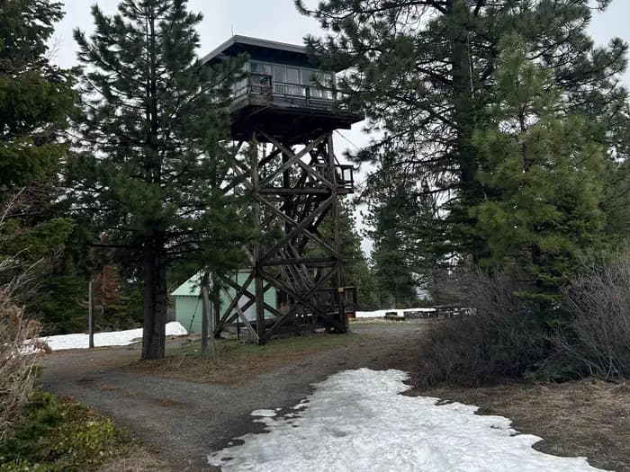 FIVEMILE BUTTE LOOKOUT campground in Oregon