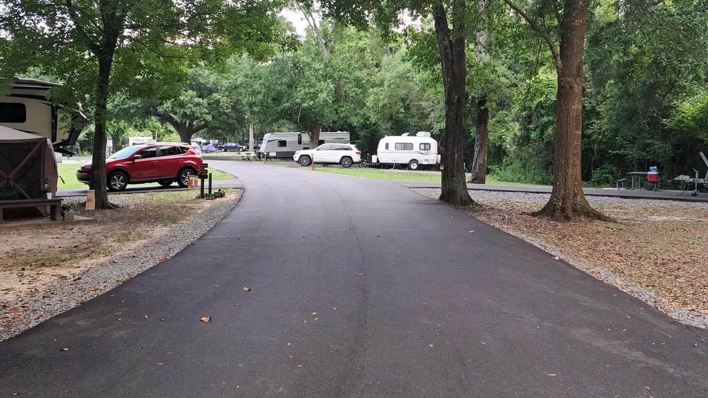 Davis Bayou Campground campground in Mississippi