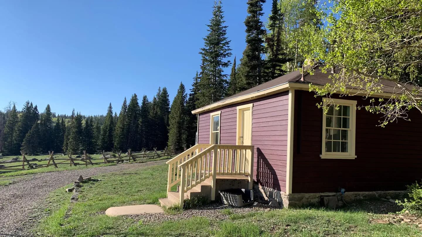 Big Flat Guard Station campground in Utah