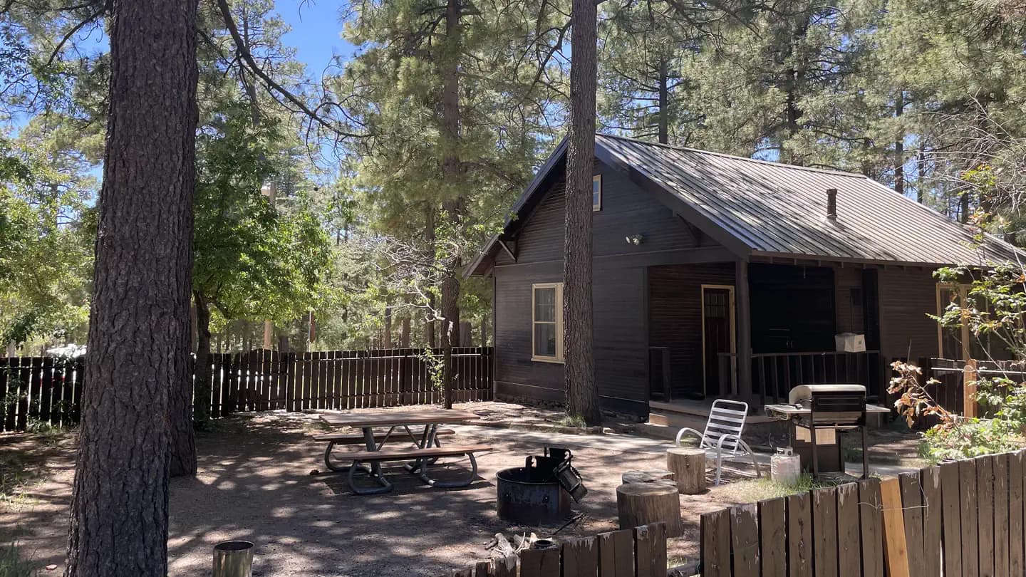 PALISADES RANGER RESIDENCE CABIN campground in Arizona