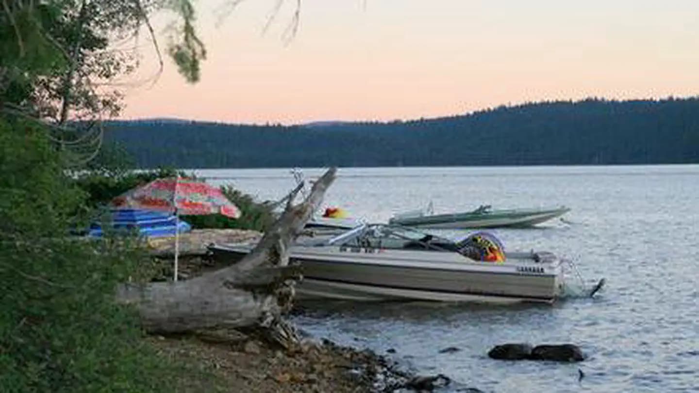 Aspen Point (Lake of the Woods, OR) campground in Oregon